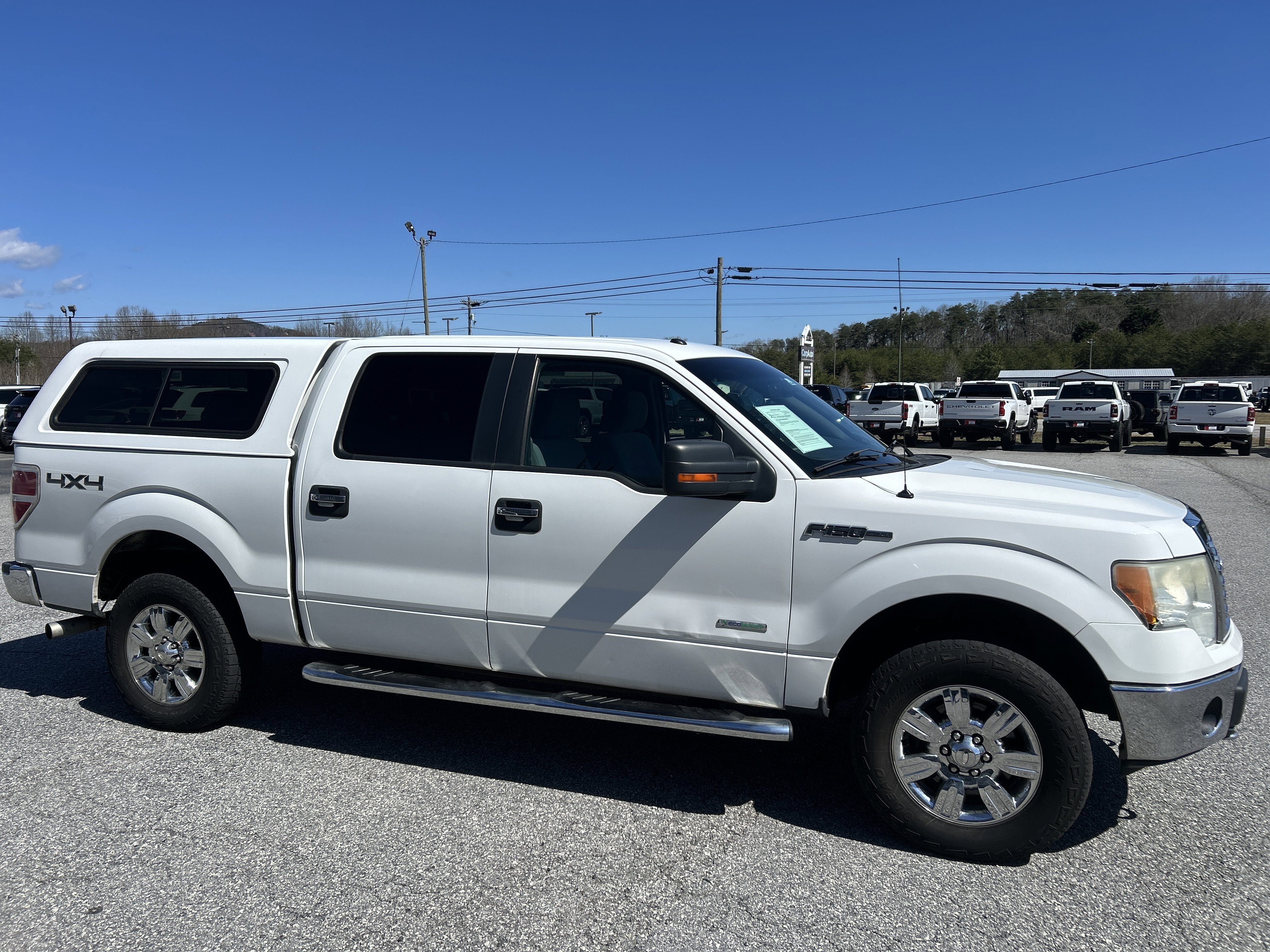 Used 2011 Ford F150 XLT w/ XLT Chrome Pkg image 10