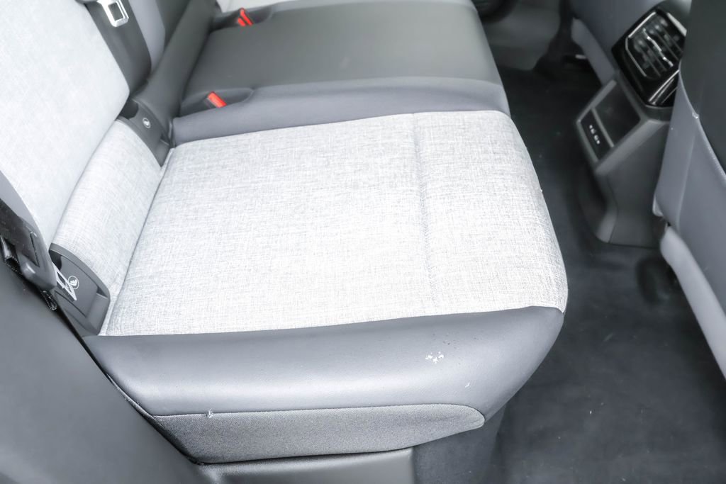 Certified 2023 Volkswagen ID.4 Pro image 31