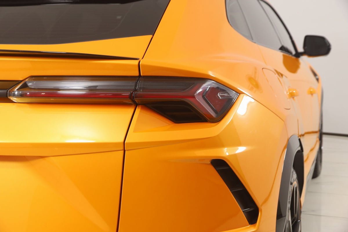Used 2021 Lamborghini Urus AWD/4WD image 73