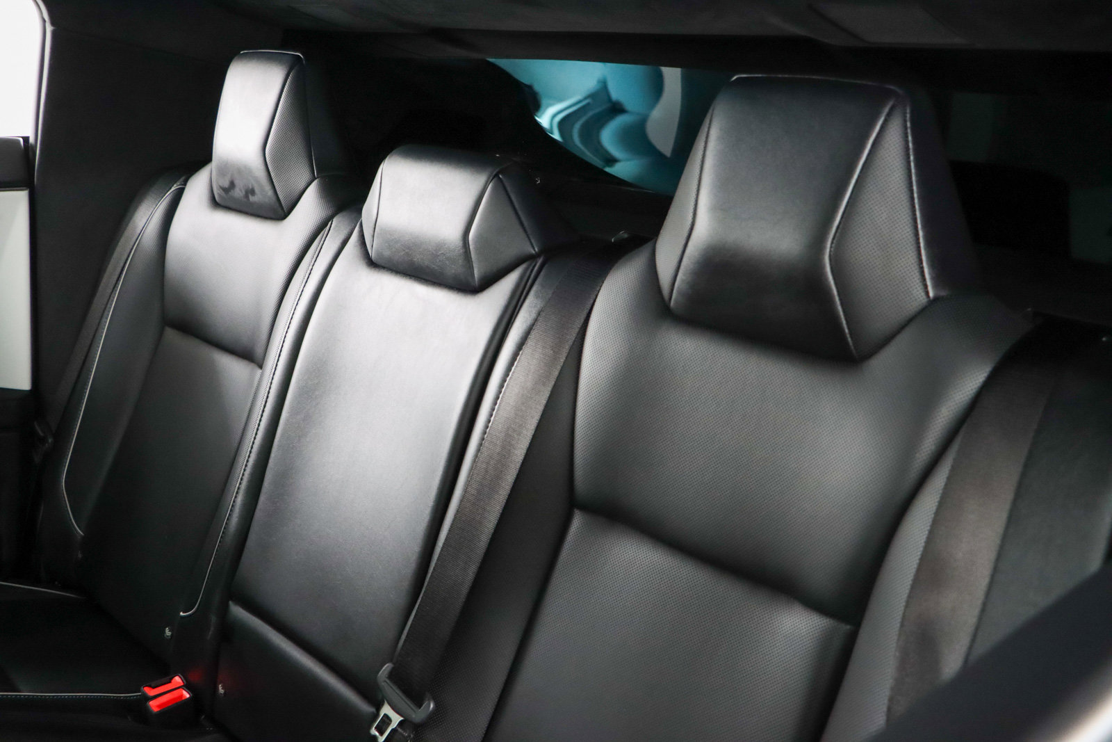 Used 2024 Tesla Cybertruck AWD Crew Cab image 22