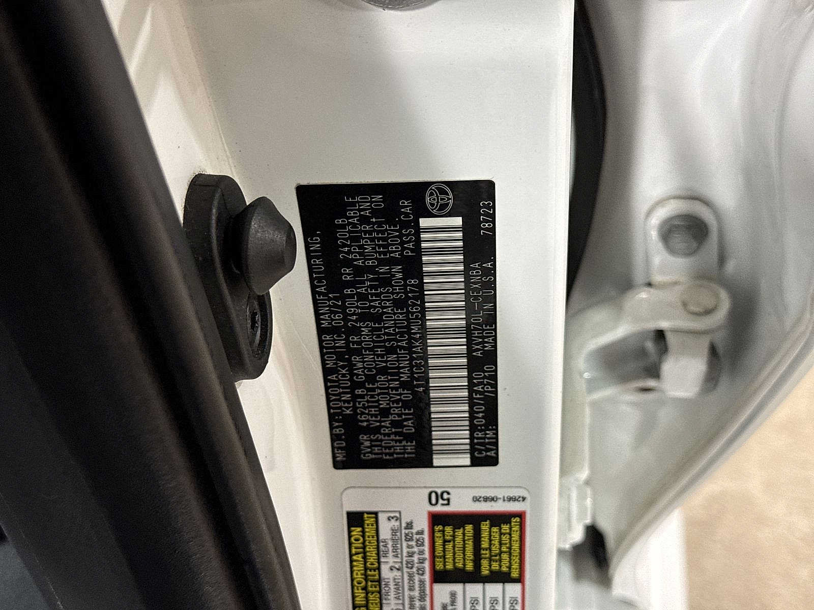 Used 2021 Toyota Camry LE FWD image 14