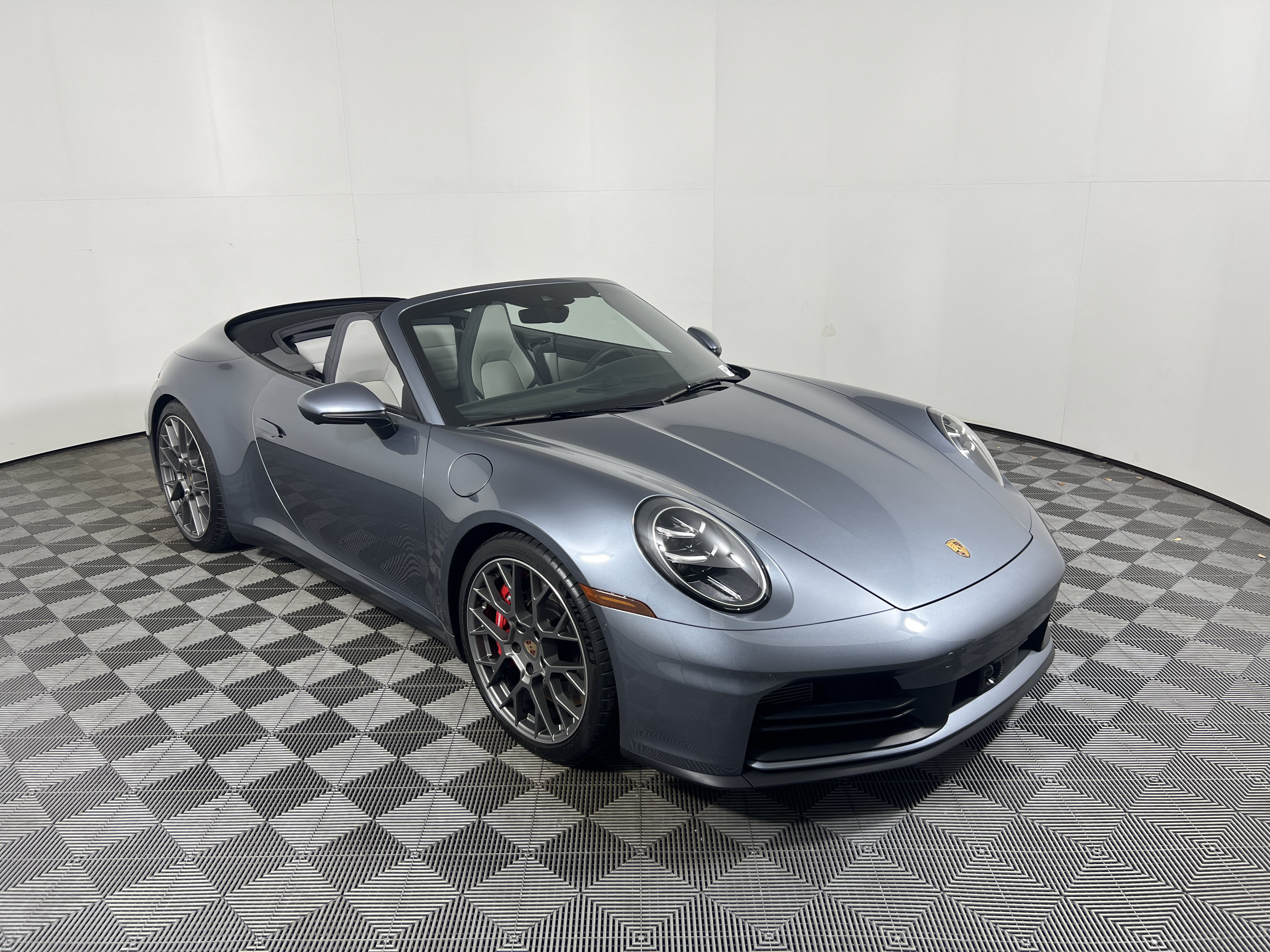 Certified 2026 Porsche 911 Carrera S RWD image 9