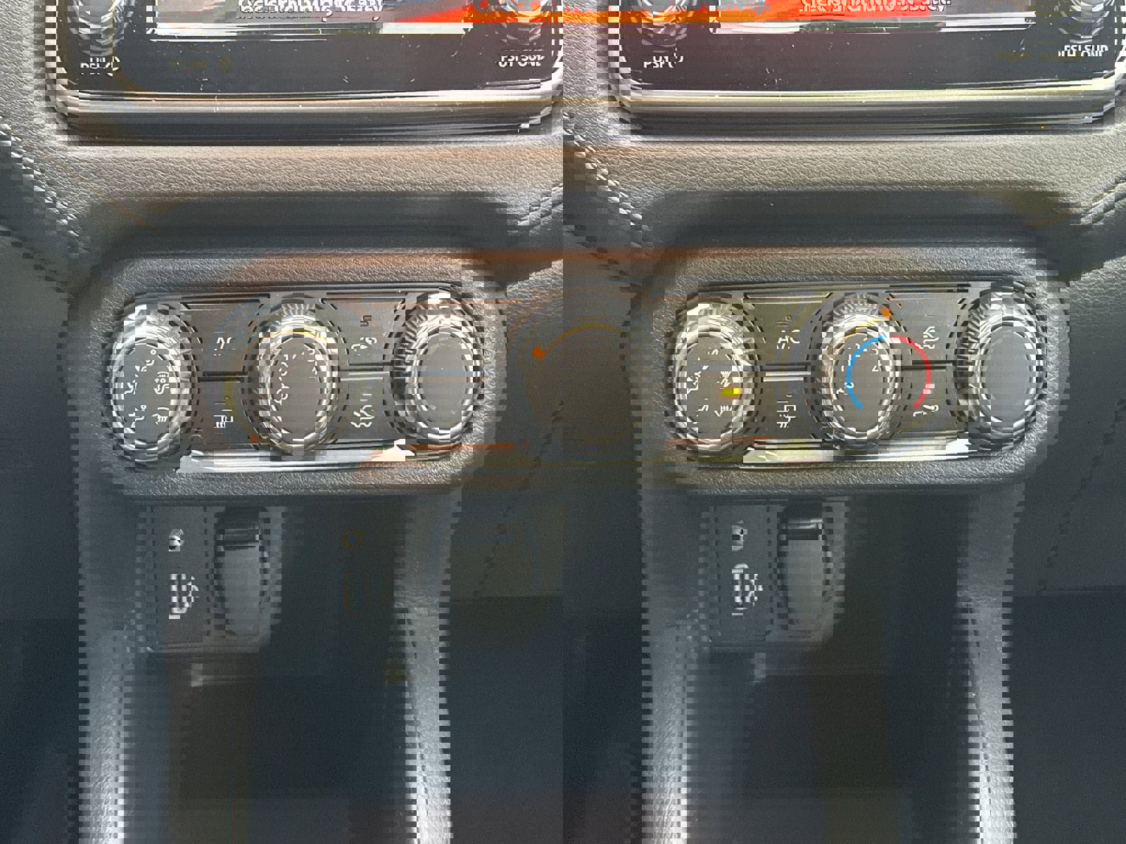 Certified 2025 Nissan Versa S w/ Trunk Package image 29