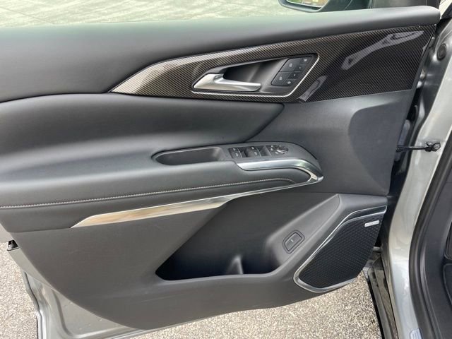 Used 2025 Chevrolet Traverse High Country image 9