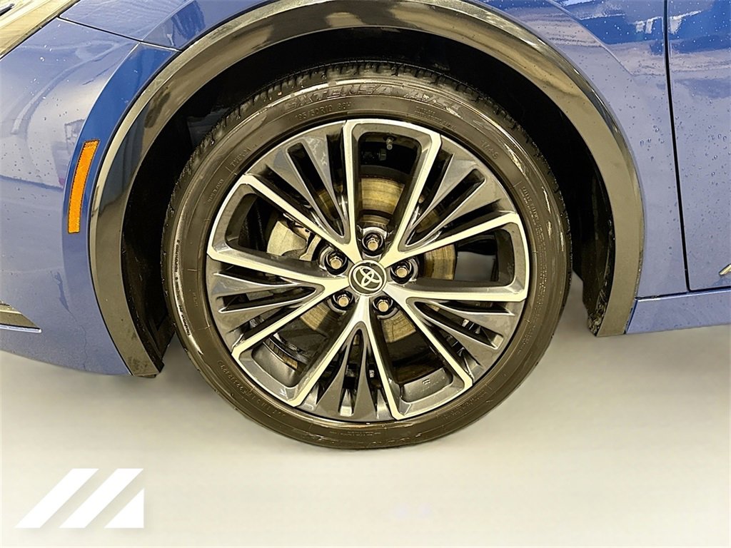 Used 2023 Toyota Prius XLE image 31