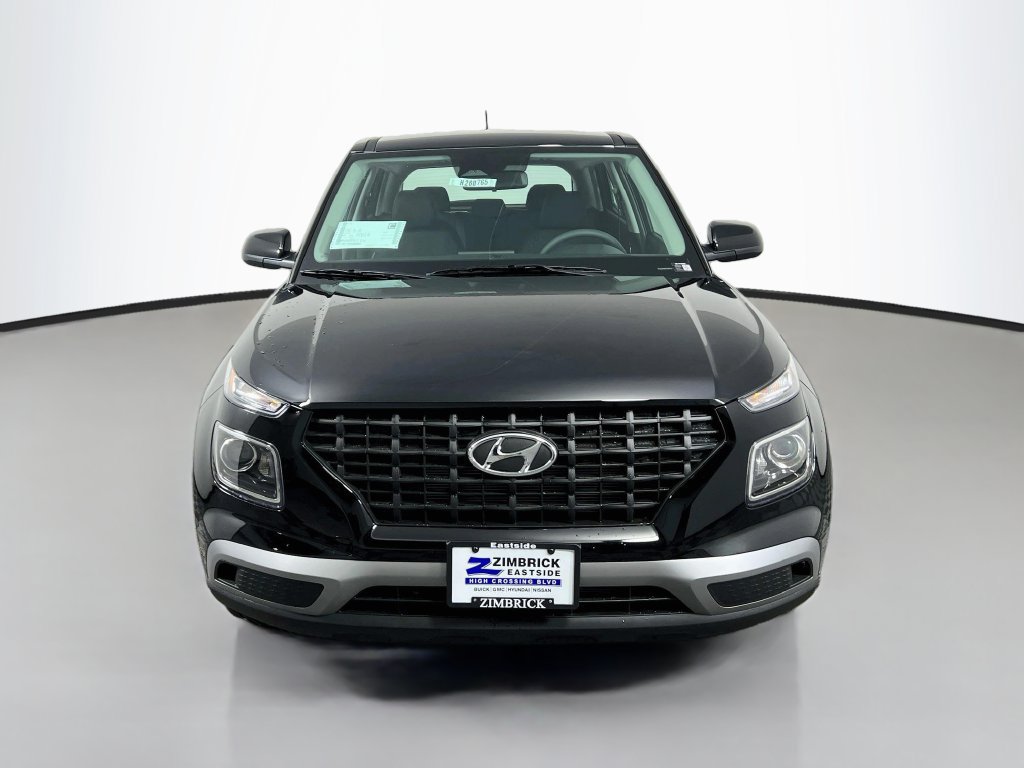 New 2026 Hyundai Venue SE FWD image 2