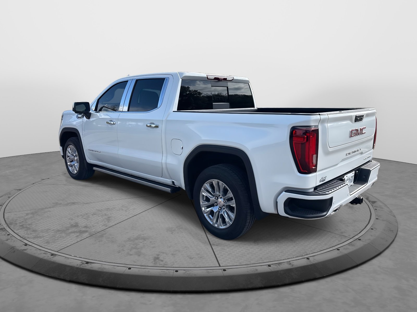 Certified 2024 GMC Sierra 1500 Denali w/ Technology Package image 6