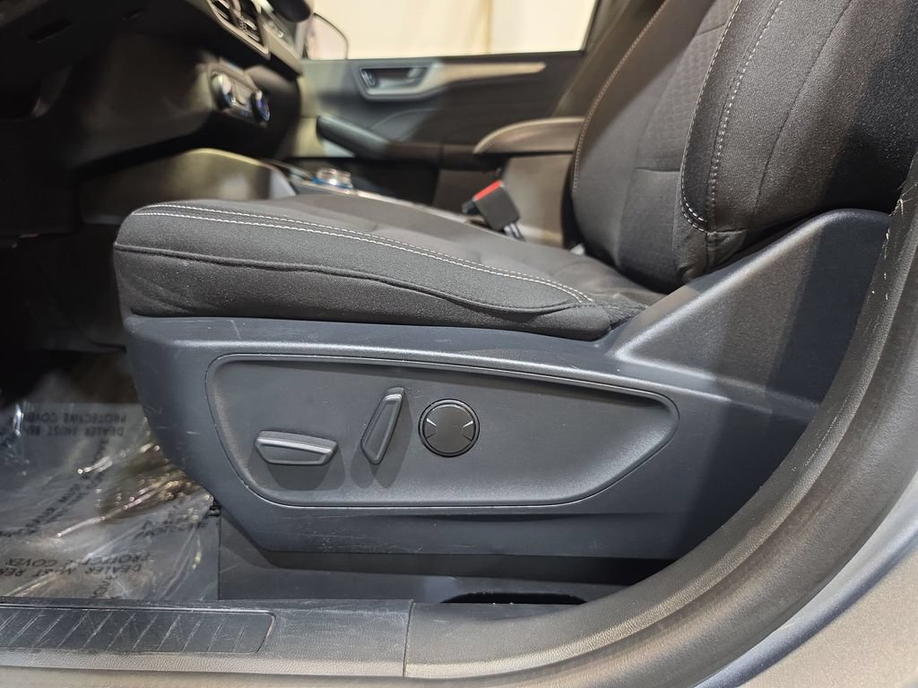 Used 2024 Ford Escape Active FWD image 14