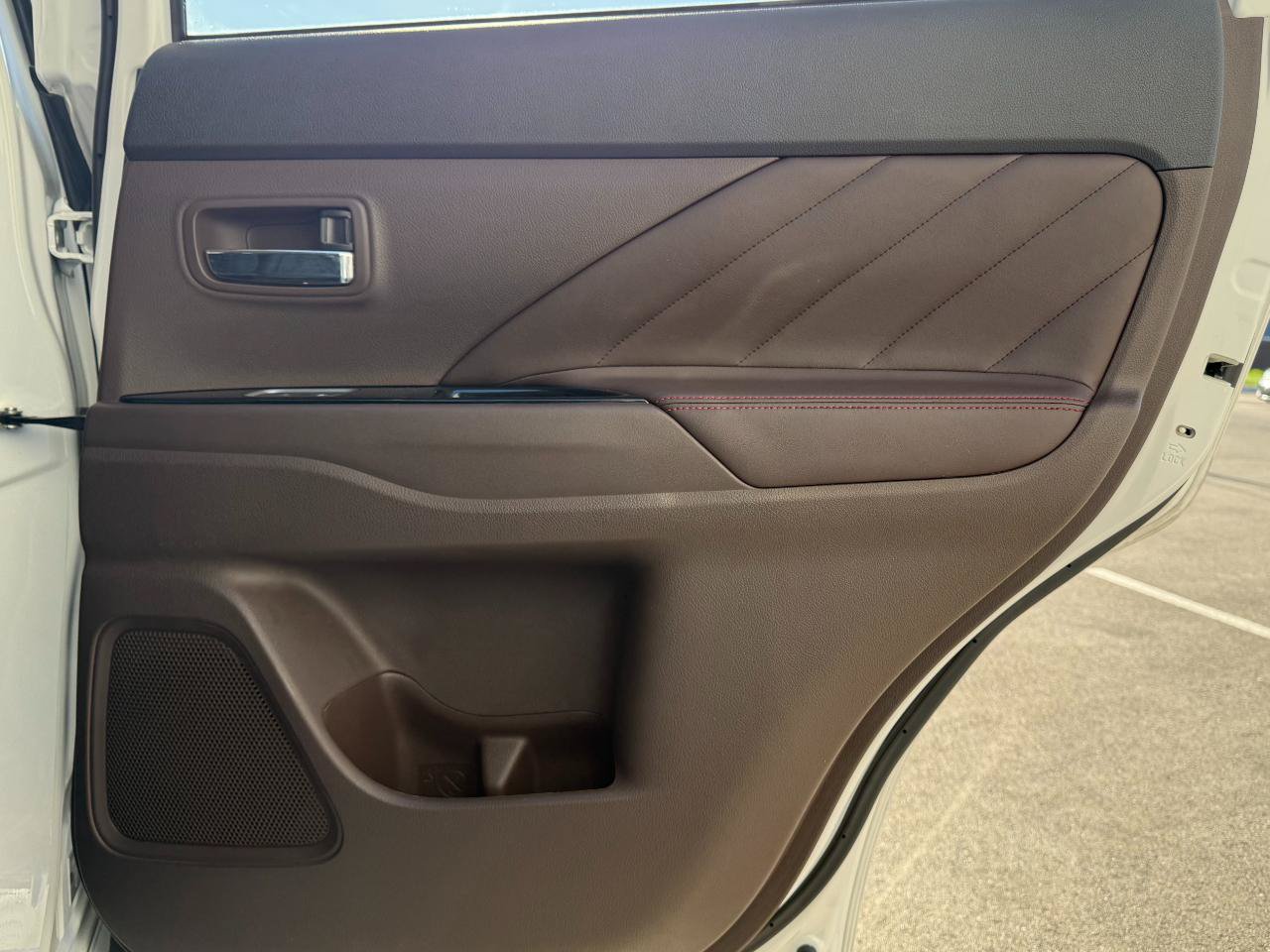 Used 2018 Mitsubishi Outlander SEL AWD/4WD image 20