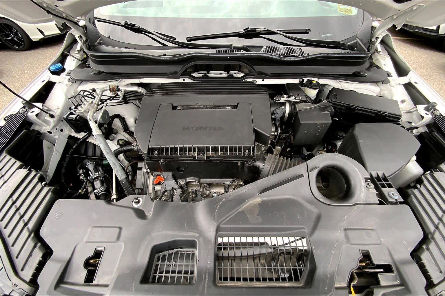 Used 2023 Honda Pilot LX image 30