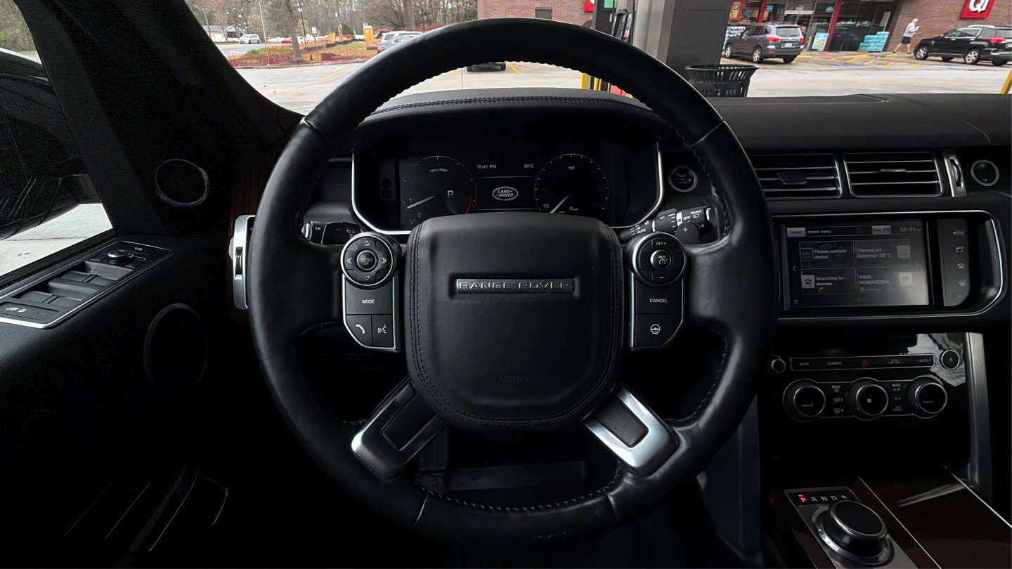 Used 2016 Land Rover Range Rover HSE image 22