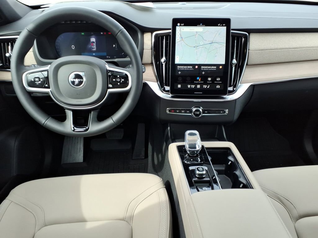 New 2026 Volvo XC90 B6 Plus w/ Protection Package Premier image 8