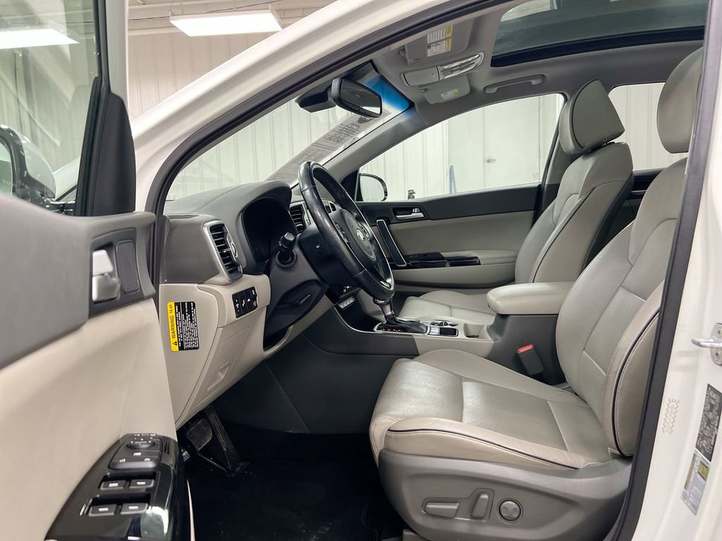 Used 2019 Kia Sportage EX w/ Option Group 040 FWD image 21