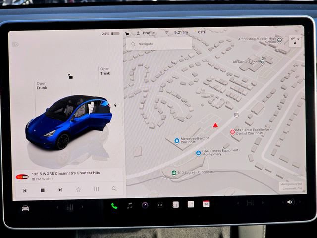 Used 2023 Tesla Model Y Performance image 34