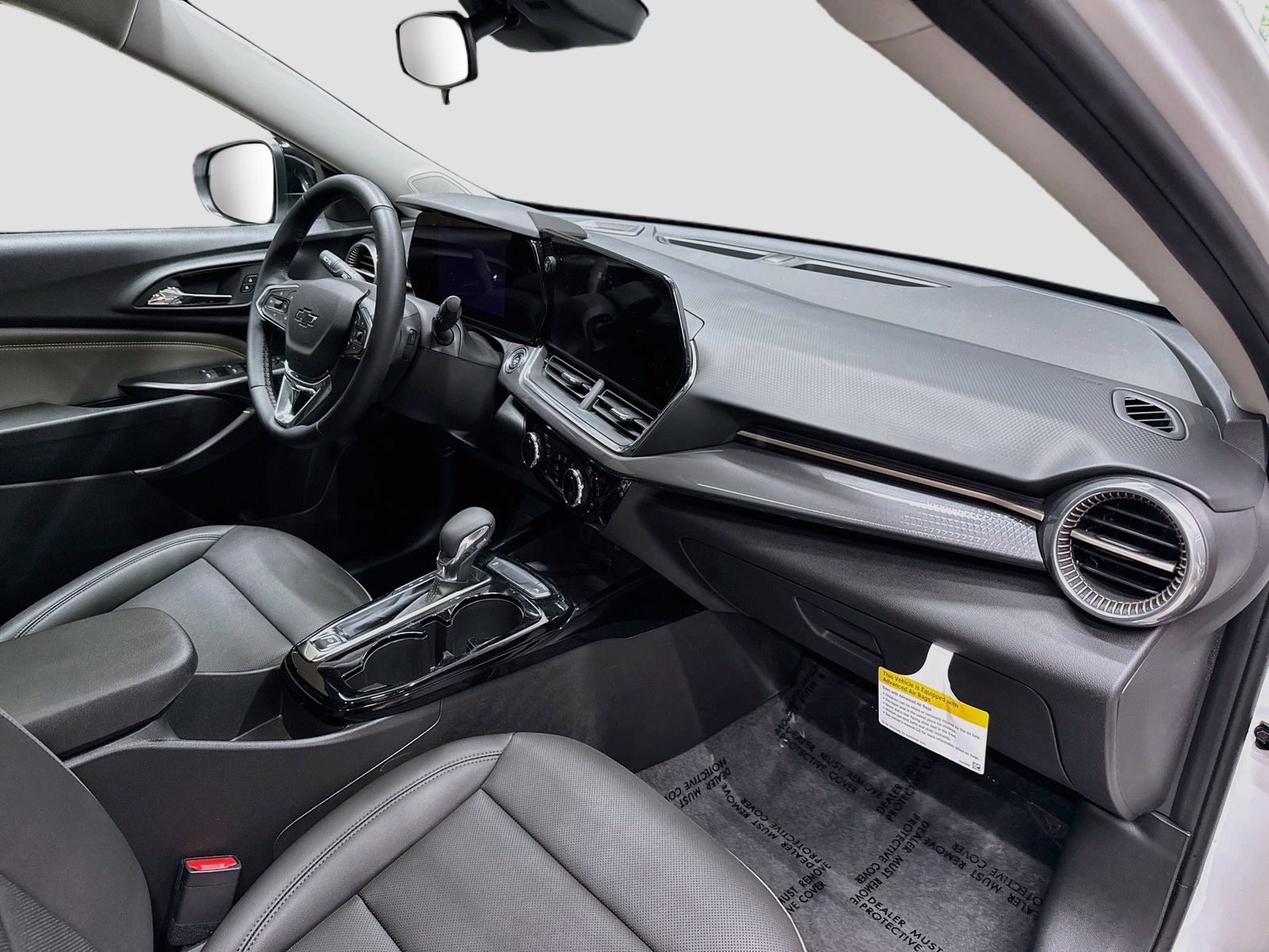 New 2026 Chevrolet Trax ACTIV w/ Sunroof Package FWD image 34