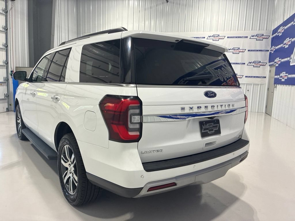 Used 2024 Ford Expedition Limited AWD/4WD image 4