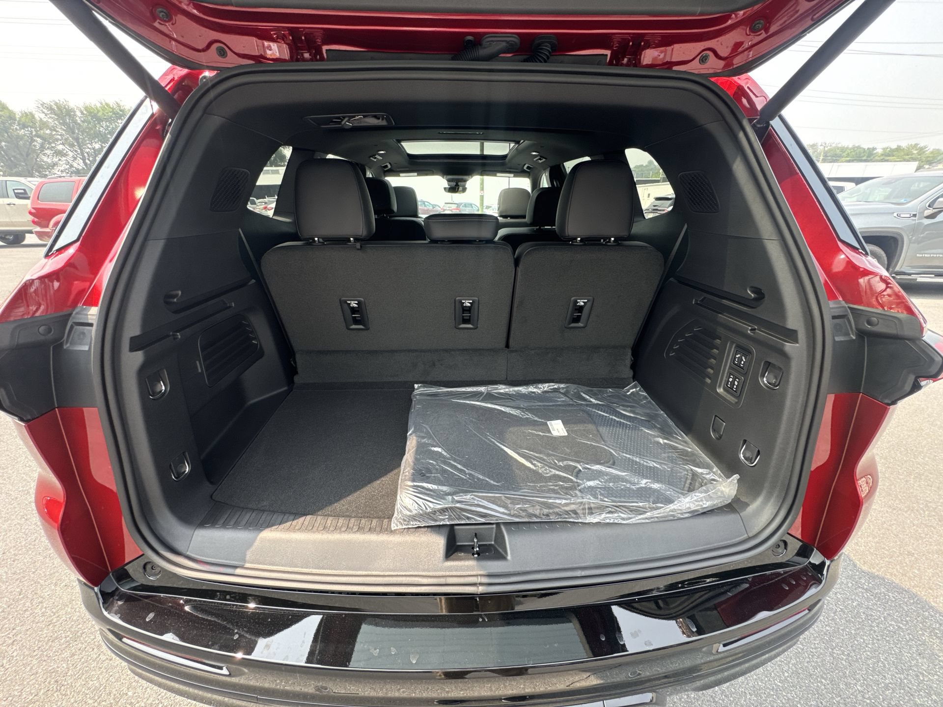 New 2026 Buick Enclave Sport Touring w/ Power Package AWD/4WD image 21