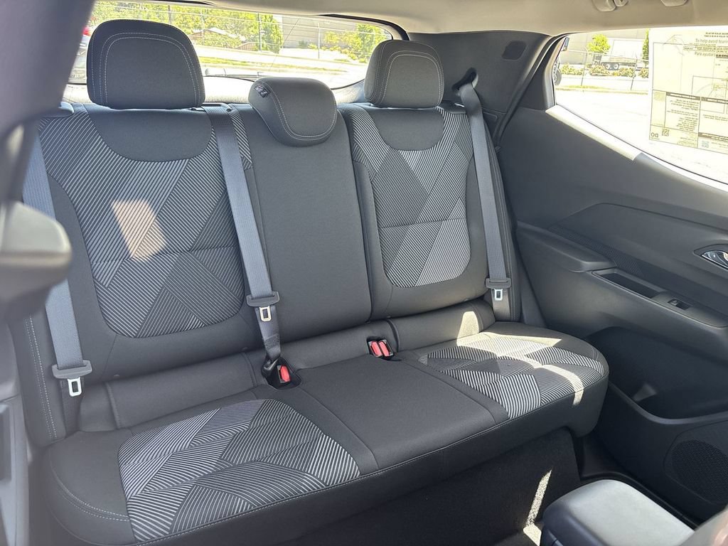 New 2027 Chevrolet Bolt LT w/ Comfort Package FWD image 27