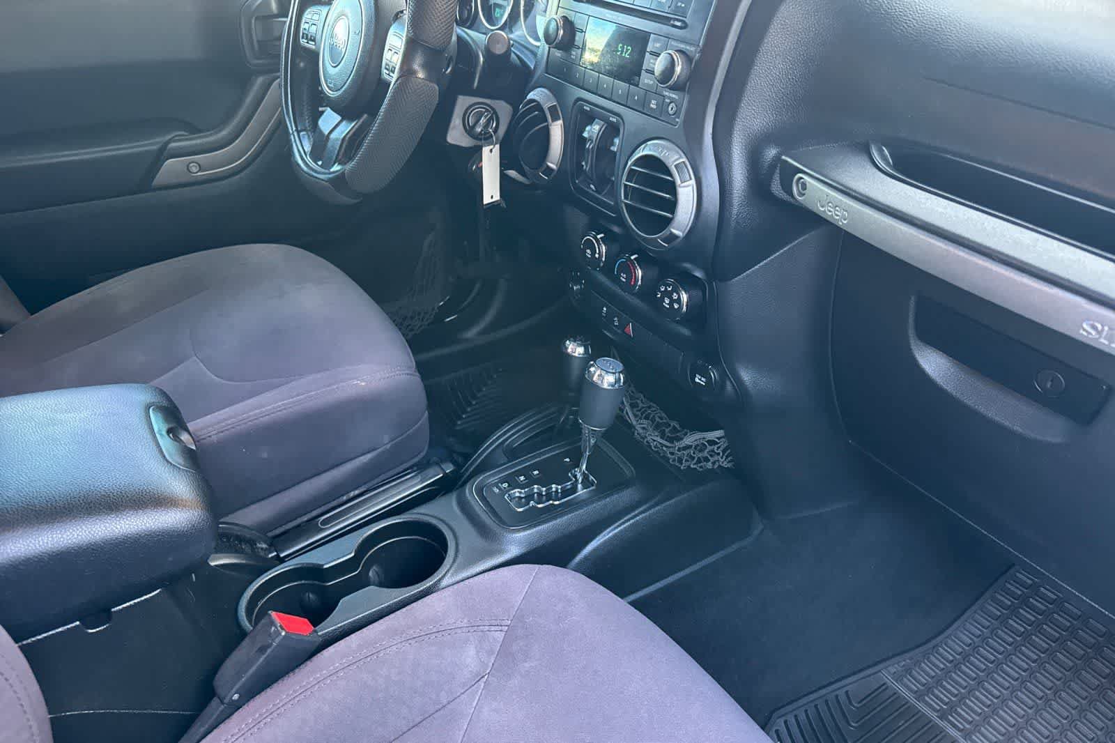 Used 2013 Jeep Wrangler Unlimited Sport AWD/4WD image 15