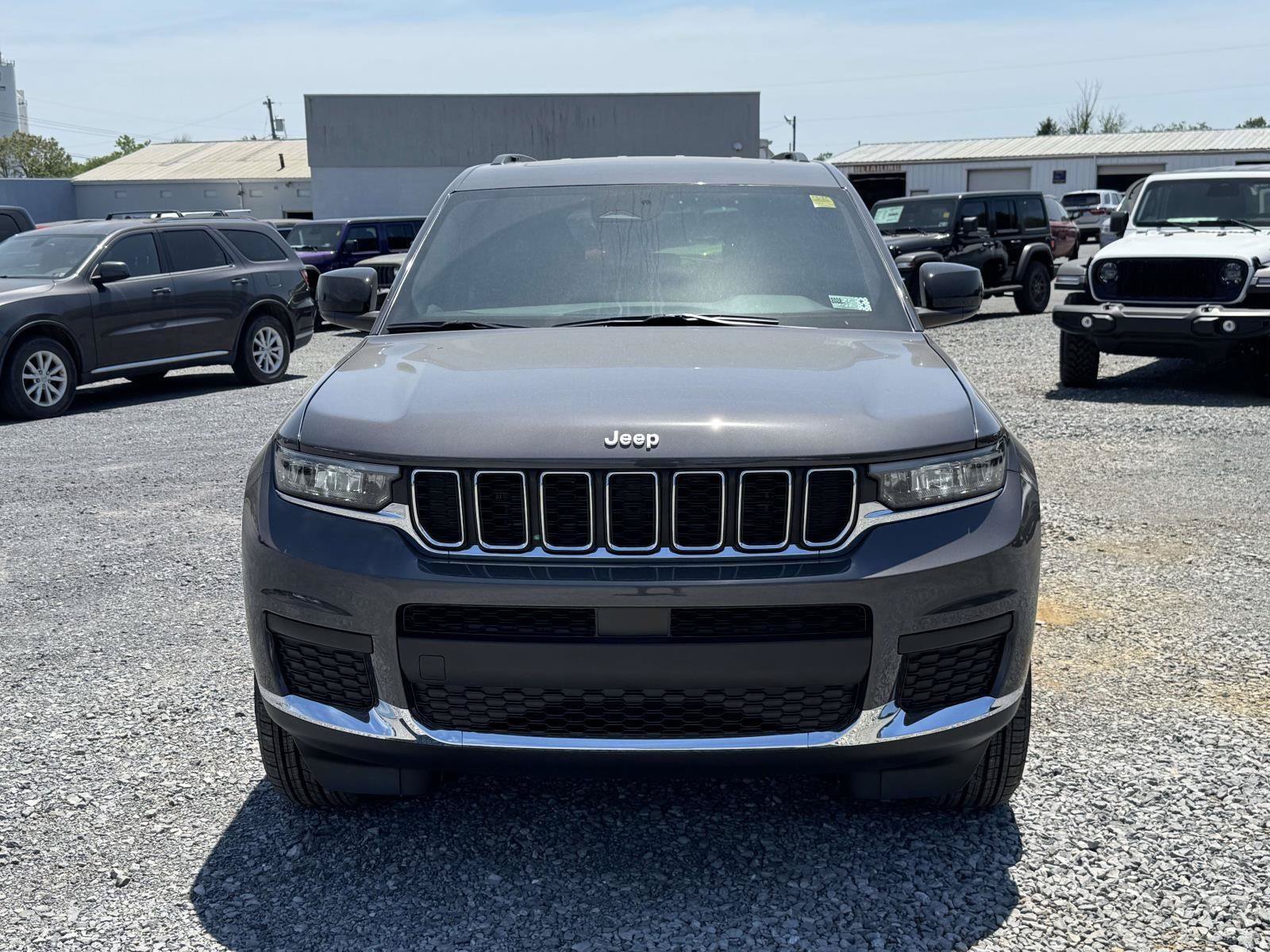 New 2026 Jeep Grand Cherokee L 4WD image 25
