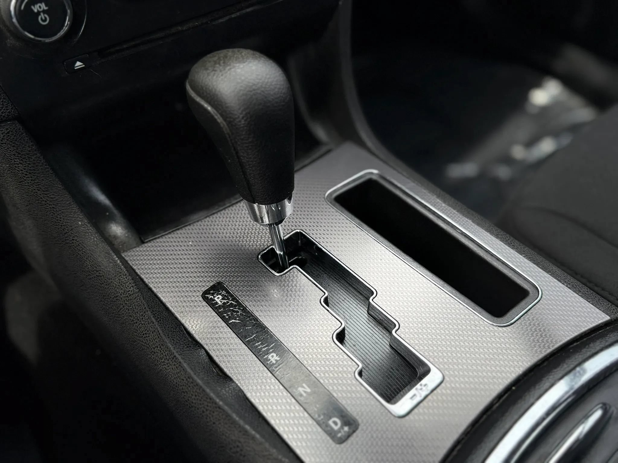 Used 2013 Dodge Charger SE RWD image 15