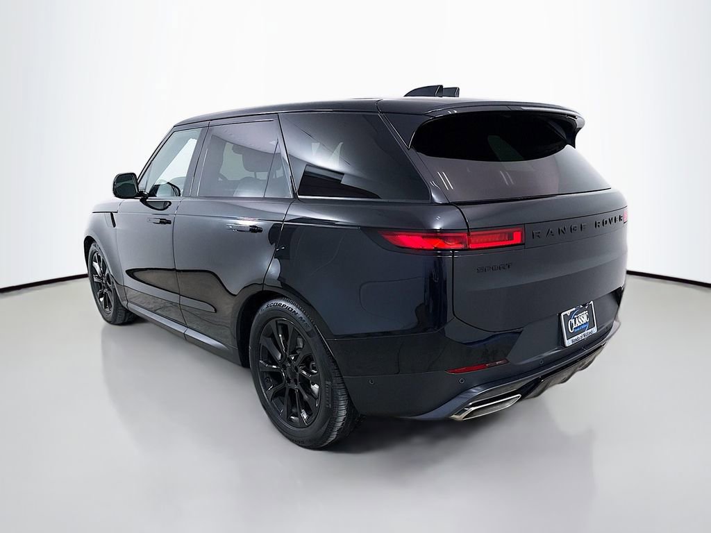 Used 2025 Land Rover Range Rover Sport SE image 5