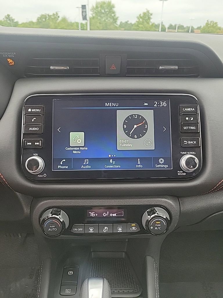 Certified 2024 Nissan Kicks SR image 25