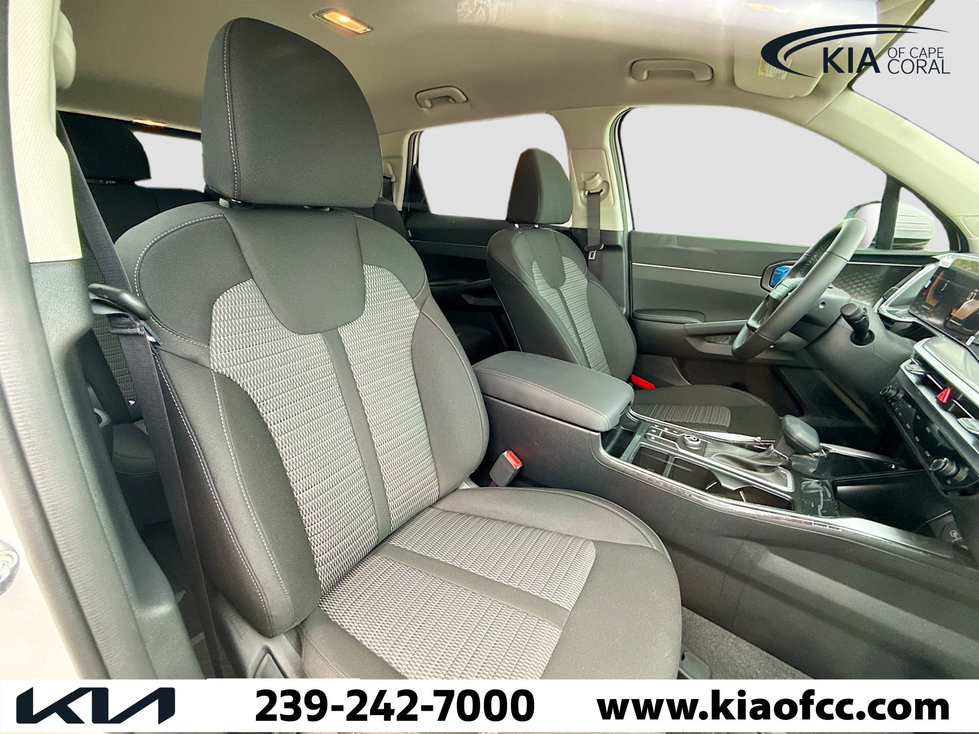 New 2026 Kia Sorento LX FWD image 14