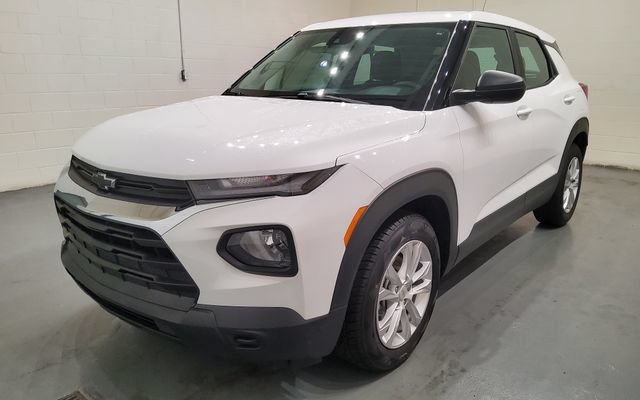 Used 2021 Chevrolet TrailBlazer LS FWD image 3