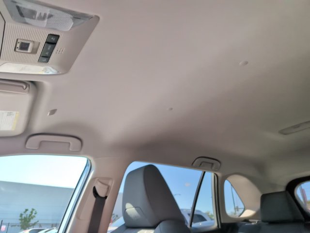 Certified 2025 Toyota RAV4 XLE FWD image 22