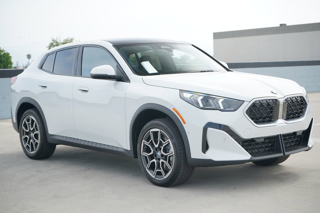New 2026 BMW X2 xDrive28i w/ Technology Package image 3