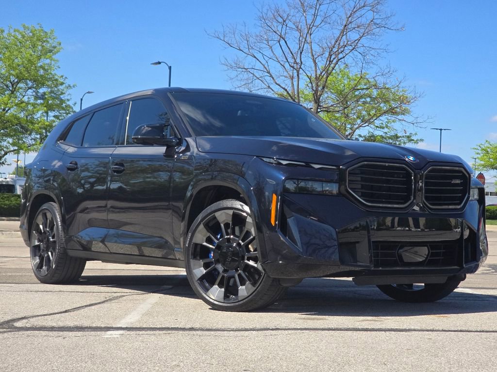 Used 2023 BMW XM AWD/4WD image 2