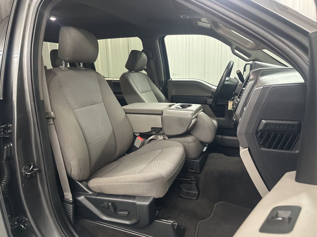 Used 2020 Ford F150 XLT w/ Equipment Group 302A Luxury image 39