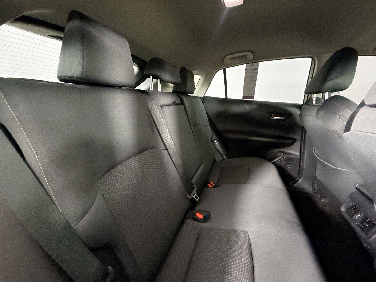 Certified 2023 Toyota Venza LE AWD/4WD image 40