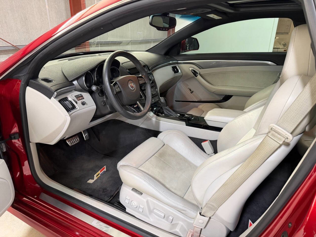 Used 2014 Cadillac CTS V RWD image 16