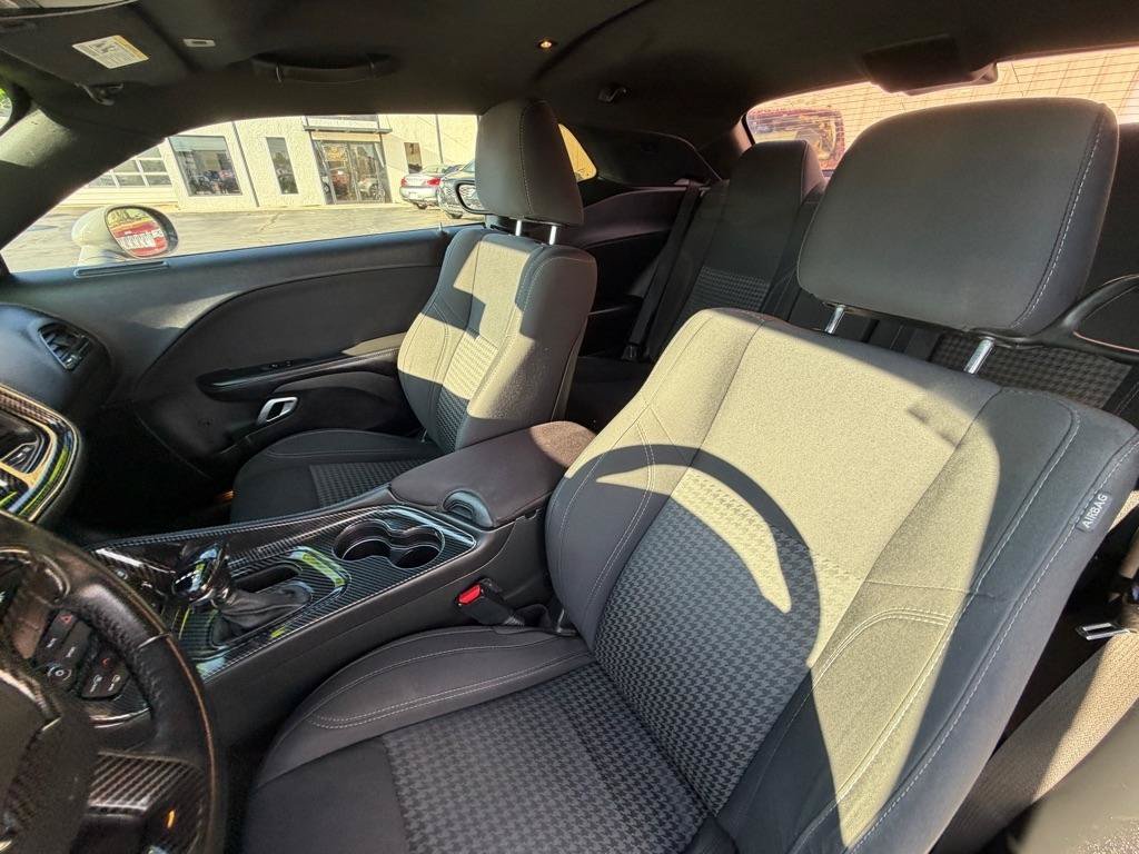 Used 2018 Dodge Challenger SXT RWD image 19