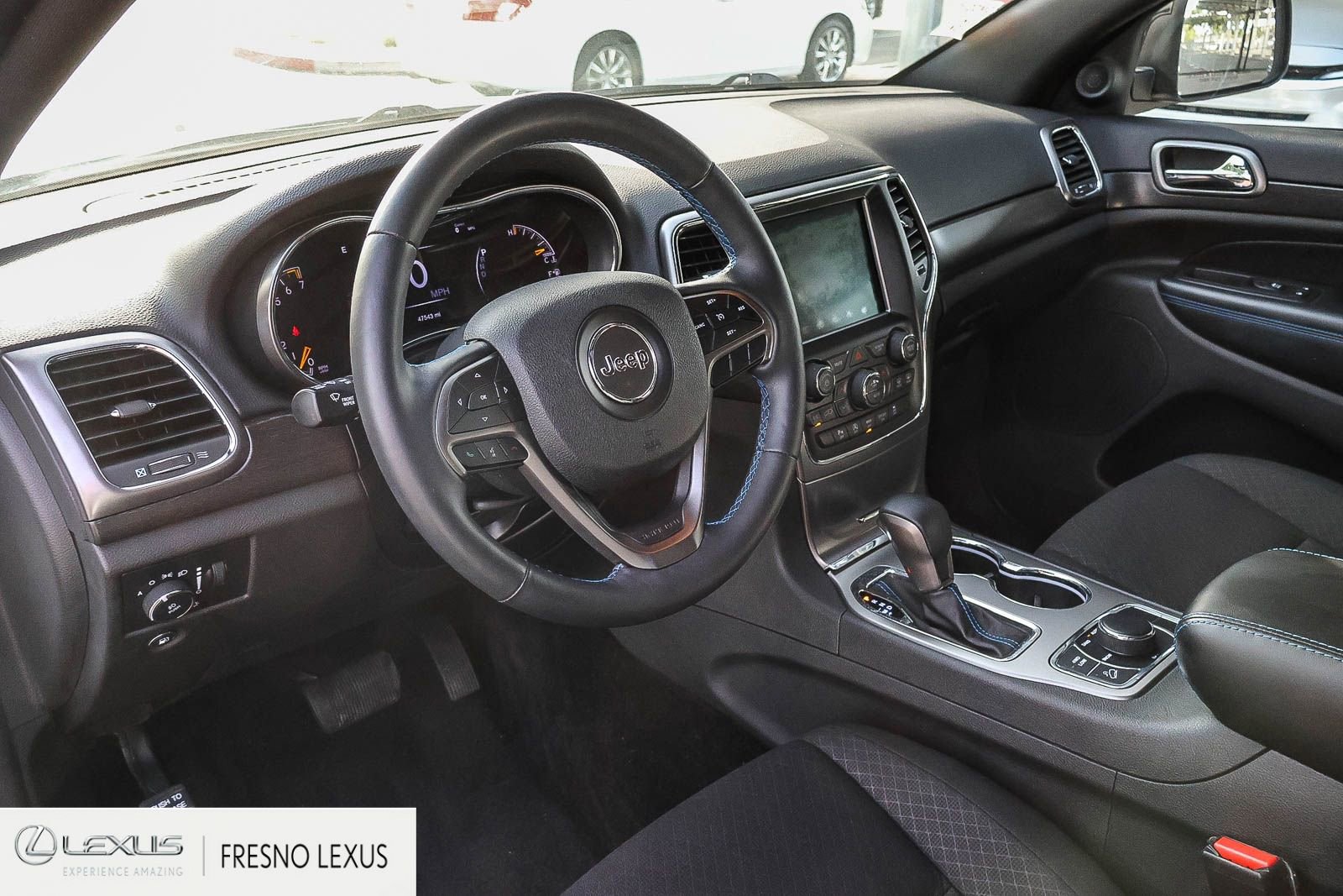 Used 2018 Jeep Grand Cherokee Laredo image 19