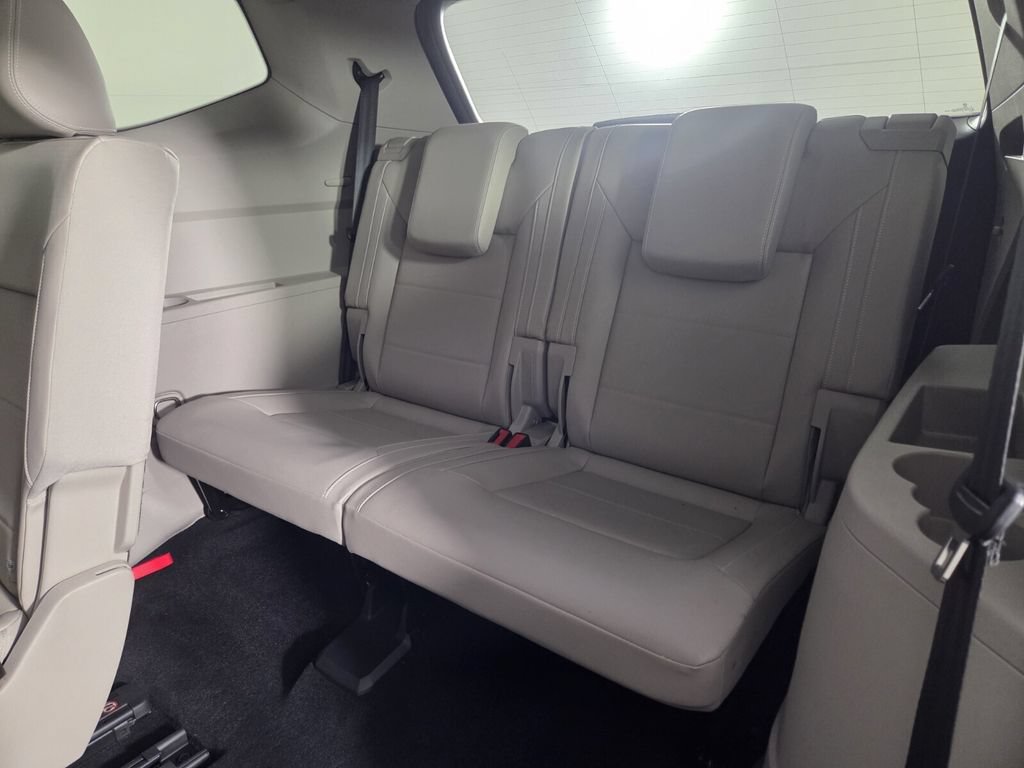 Used 2023 Volkswagen Atlas SE AWD/4WD image 26