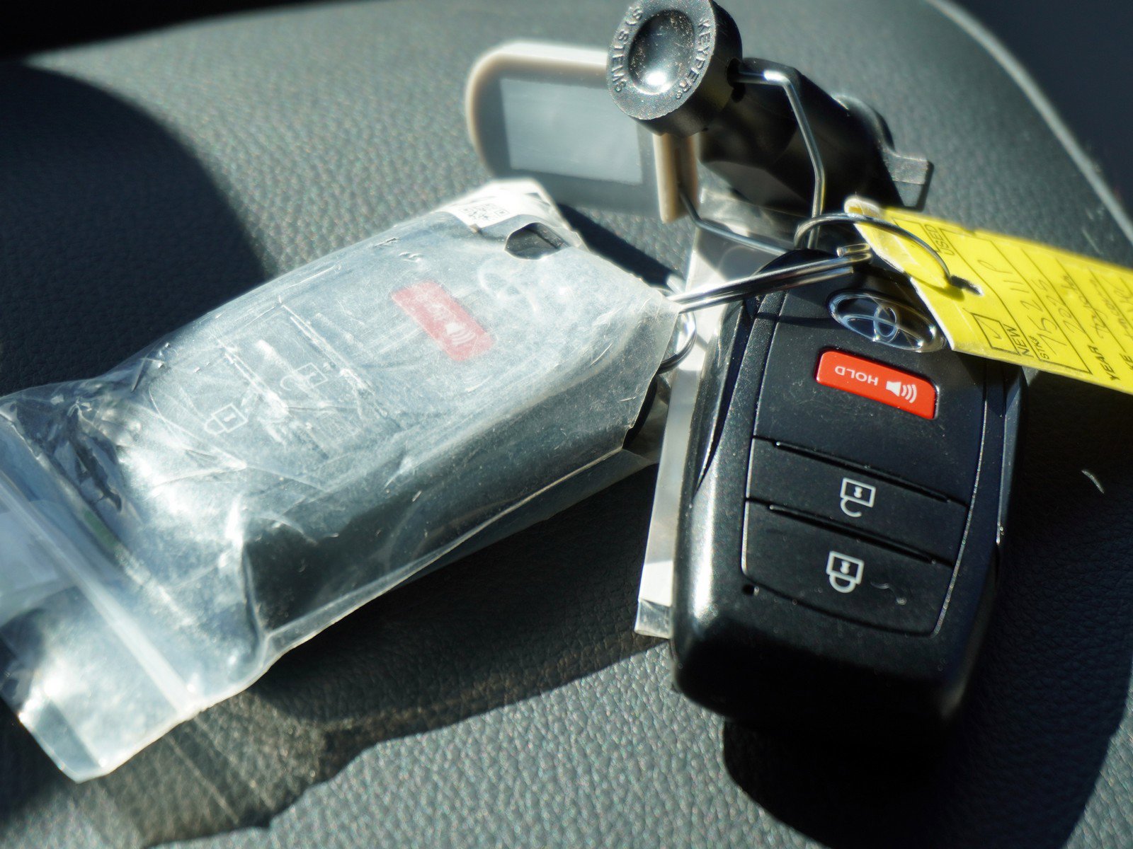 Used 2025 Toyota Tacoma SR5 image 17