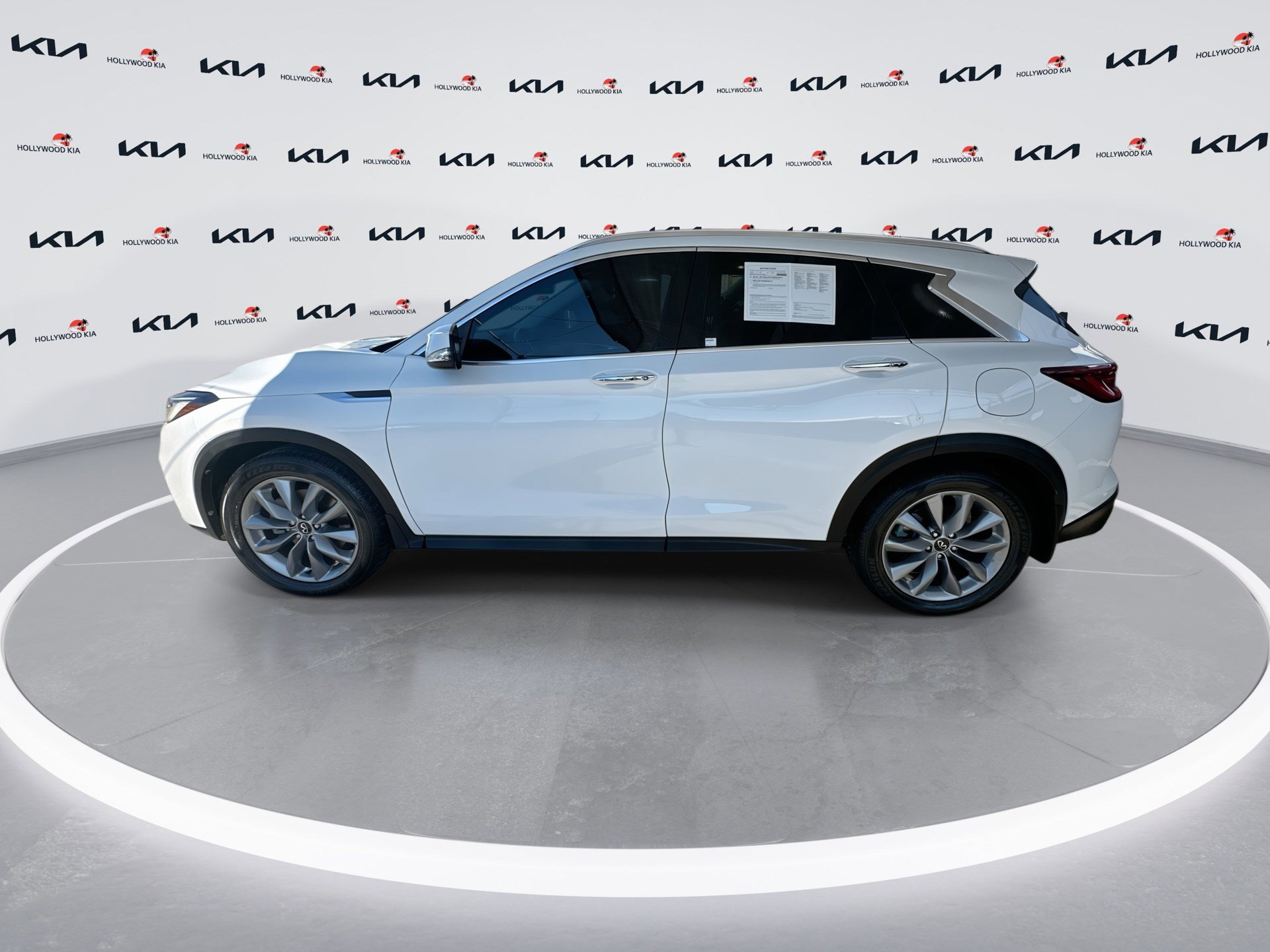 Used 2022 INFINITI QX50 Luxe image 5