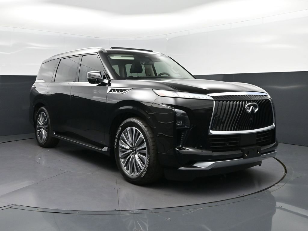 Used 2025 INFINITI QX80 Luxe RWD image 9