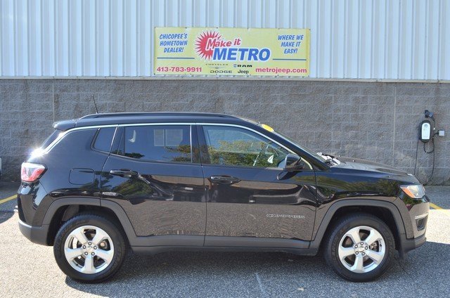 Used 2020 Jeep Compass Latitude w/ Cold Weather Group image 9