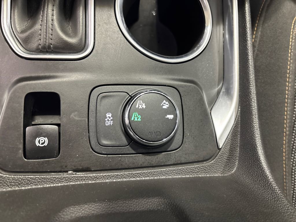 Used 2018 Chevrolet Traverse LT image 34