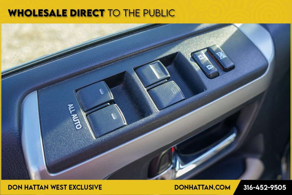 Used 2016 Toyota 4Runner Limited image 17