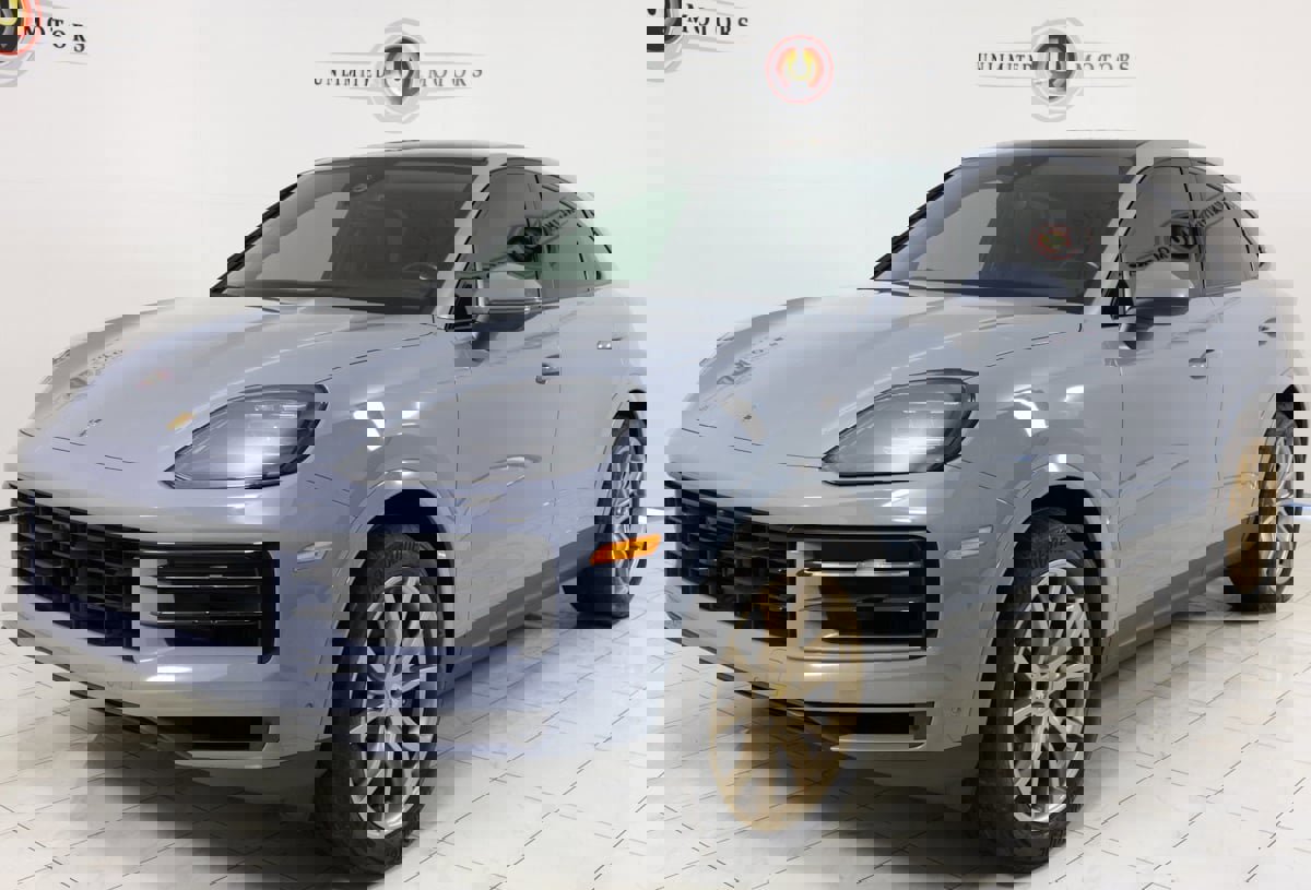 Used 2024 Porsche Cayenne Coupe image 5