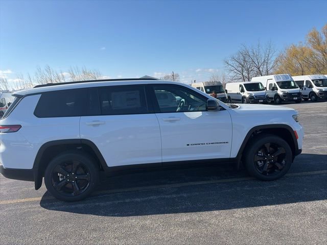 New 2025 Jeep Grand Cherokee L Altitude image 7