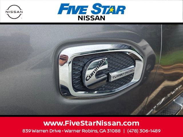 Used 2017 Nissan Titan SV RWD image 5