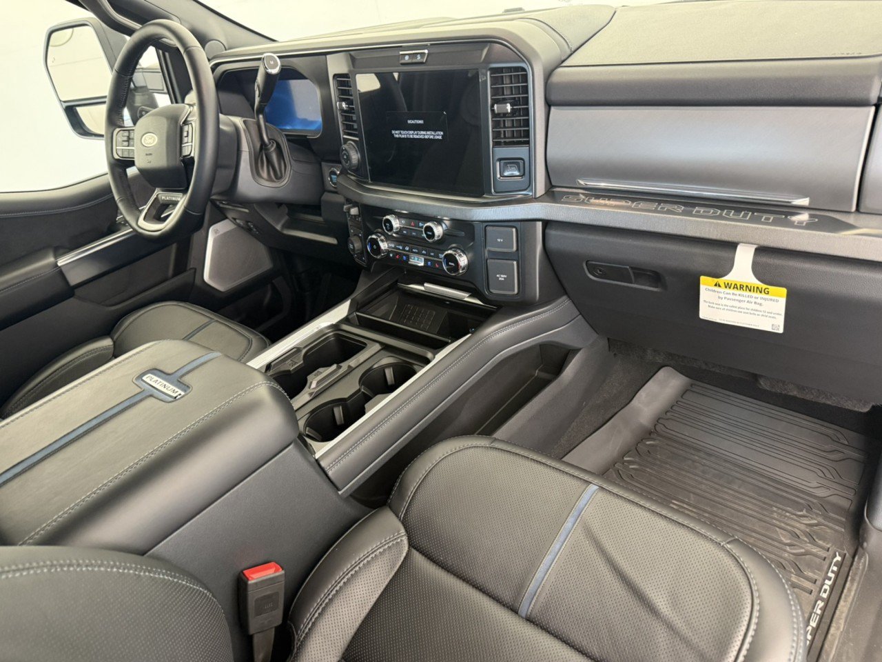Certified 2025 Ford F250 Platinum AWD/4WD image 11