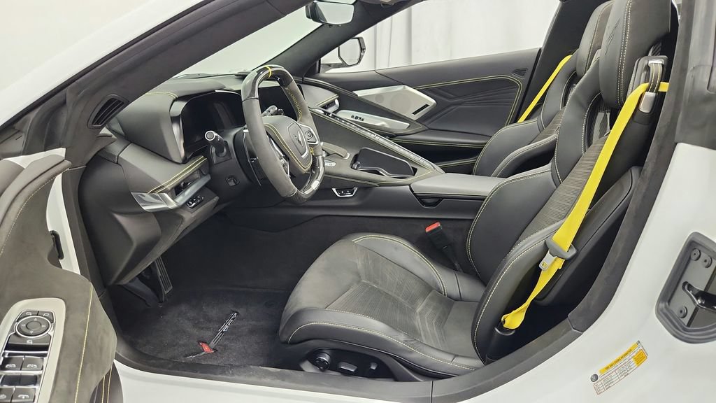 Used 2024 Chevrolet Corvette E-Ray AWD/4WD image 27