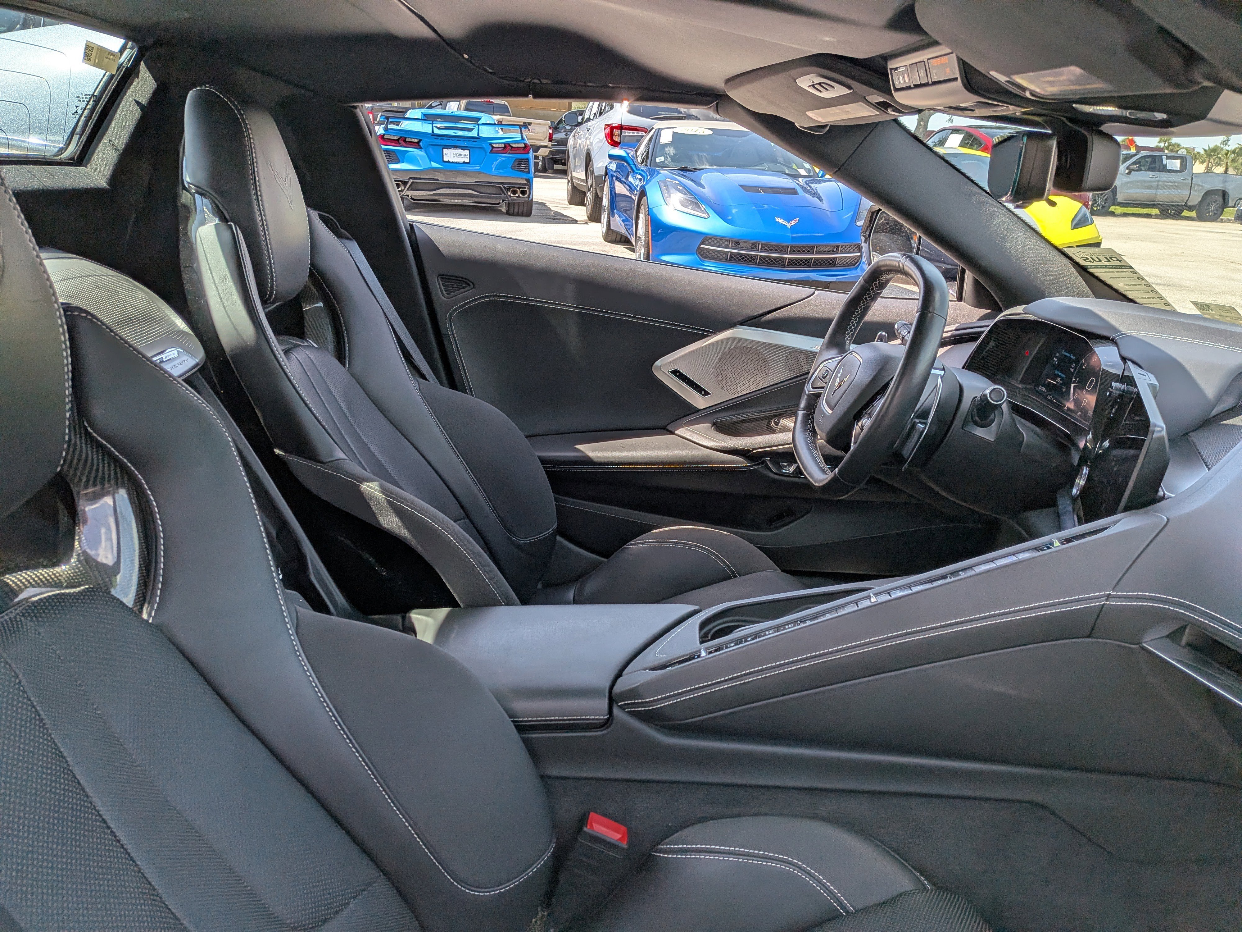 Used 2020 Chevrolet Corvette Stingray Preferred Conv w/ 2LT Preferred Equipment Group RWD image 14